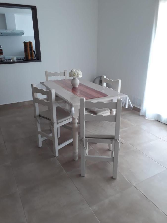 Departamento Alem Apartment Линколн Екстериор снимка